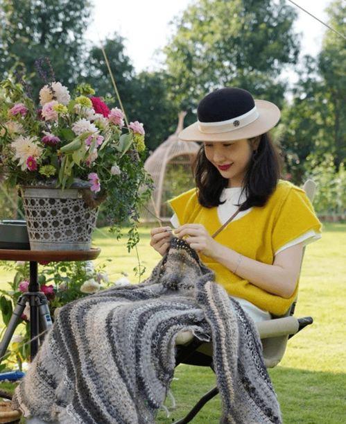 推特男网红吃瓜事件视频,揭秘推特男网红的惊人一幕！”  第2张